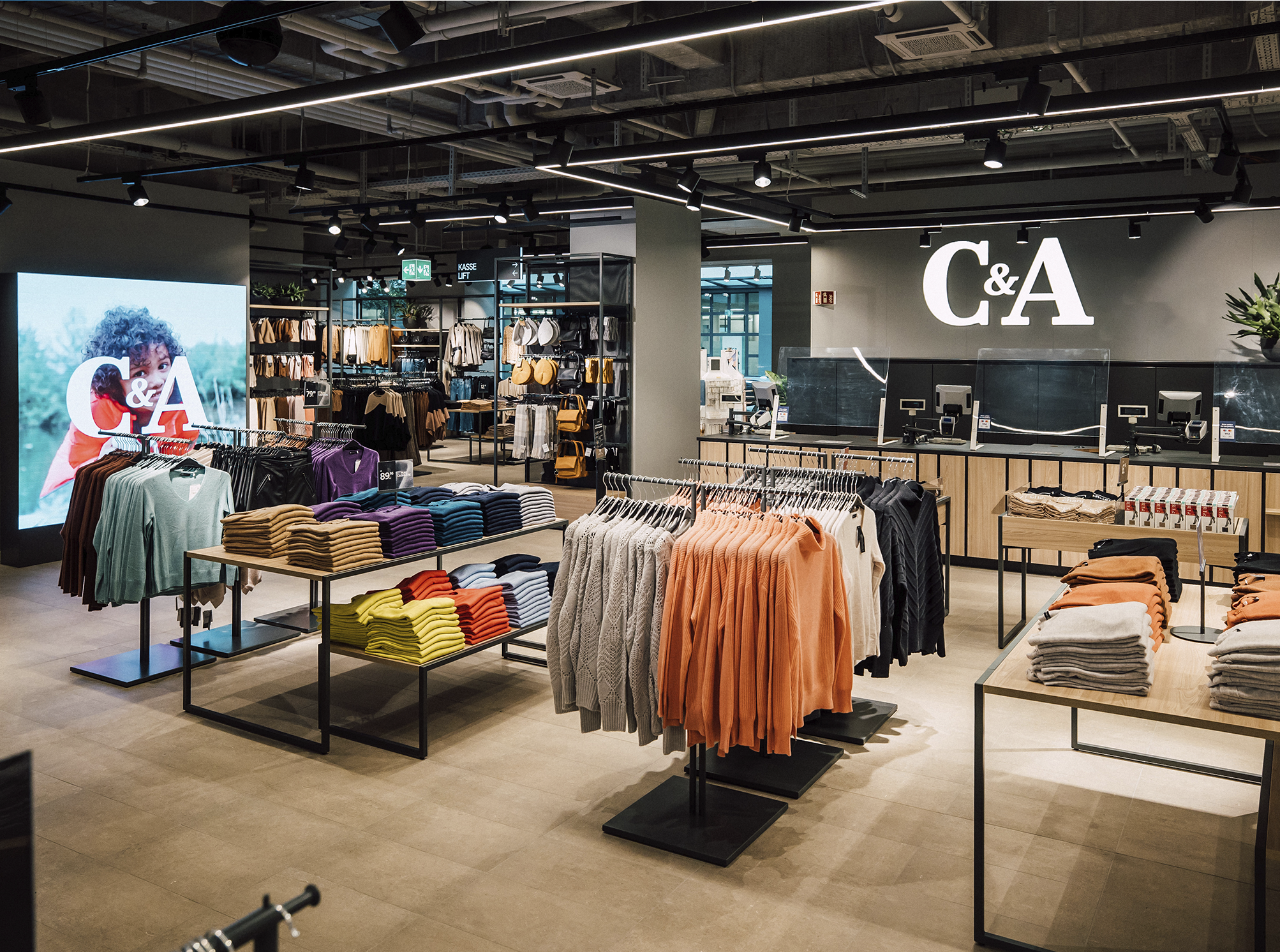 How C&A built a competitive advantage by integrating Sellforte's solution  to its campaign & marketing planning